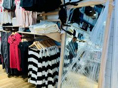 -Brandy Melville