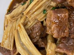 牛腩炖腐竹-东四民芳餐厅(世茂工三店)