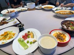 -香山湖渔家大院