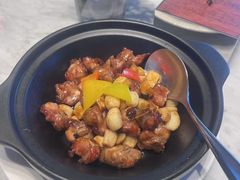 沙窝蒜头豉油啫排骨-深圳美高梅酒店-品聚嘉府中餐厅