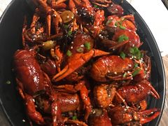 -巴厘龙虾·榜首油焖大虾(音乐学院·沿江酒馆店)