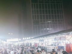 -大学城夜市