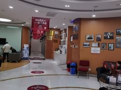 -雅悦齿科(顾村公园店)
