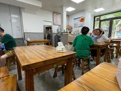 -何记酿皮店(西流湾店)