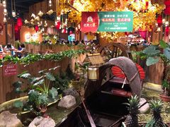 大堂-老滇山寨•云南特色菜•地方菜•民族风情歌舞表演(金碧店)