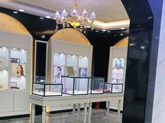 -现代眼镜批发城(台东三路店)