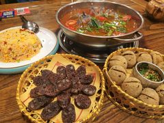 -亮欢寨(凯里总店)