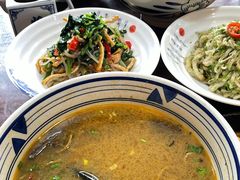 -蓝田九大碗民俗食府(蓝田店)