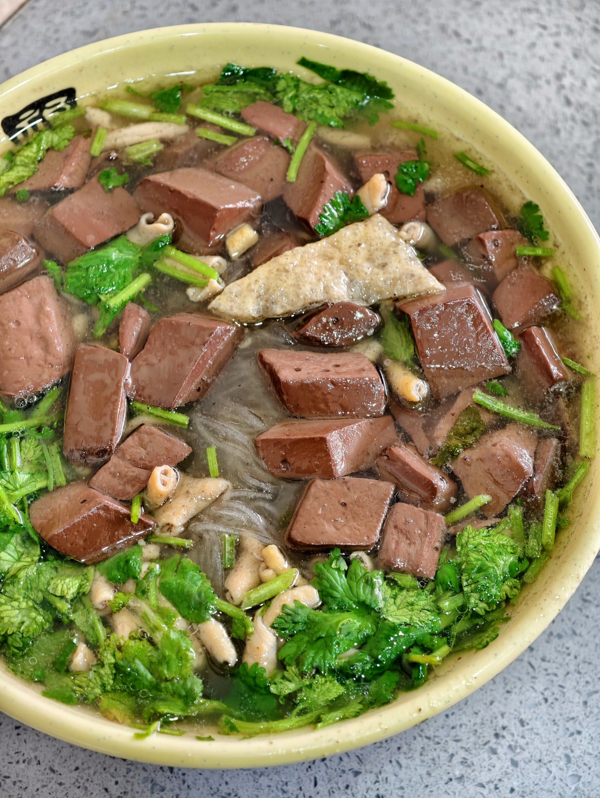 南京本地人都会去吃的鸭血粉丝