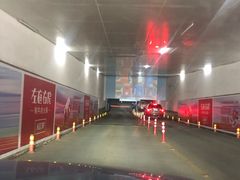 -百联中环购物广场-停车场