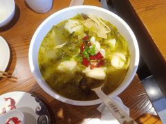 -渝是乎川渝小炒(新世界百货望京店)