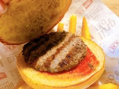 -The Habit Burger Grill 哈比特汉堡(复兴soho店)