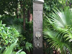 -三亚湾海居铂尔曼度假酒店