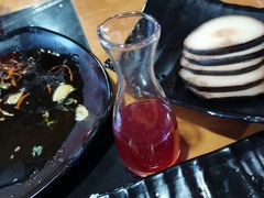 -果松木炭酸菜铜火锅·外婆参鸡汤