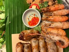 -大头虾越式风味餐厅(光明广场店)