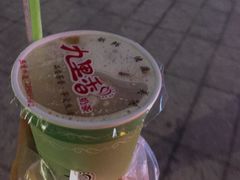 鲜橙甘蔗汁-九里香奶茶果汁(碧湖店)