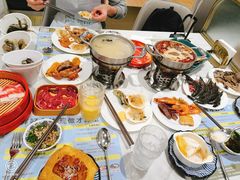 -金马门国际美食百汇(珞喻路店)