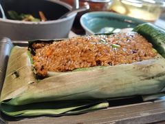 芭蕉叶包烧干巴菌炒饭-沿途四季·云南菜(建外大街店)