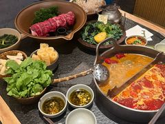 -三出山火锅(南京万象天地店)