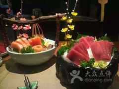 -萤初高端日料王(曲江银泰店)
