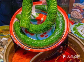 不是贵州去不起，而是在武汉吃酸汤火锅更有性价比！