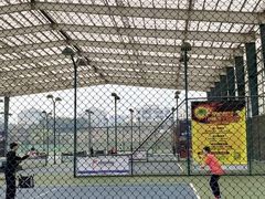-成都高新创新角度网球俱乐部