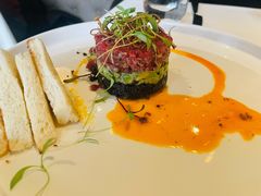 牛肉塔塔配牛油果黑橄榄酱-Solo(衡山路店)