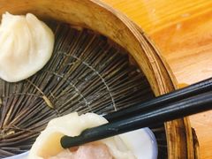 -上海特色小笼店(铁岭路90弄小区店)