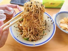 -万三面馆(青龙正街太古里店)