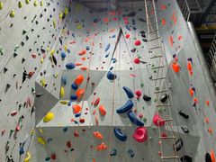 -尽峰攀岩 Acme Climbing