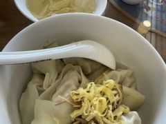-笑来喜馄饨小笼工坊店(湖滨街店)