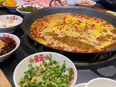 -沸炉重庆老火锅(军事博物馆店)