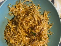 -八府香鸭·啫啫煲(华山路店)