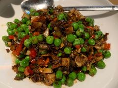 腊肉炒青豆-坛宗剁椒鱼头(河西王府井店)