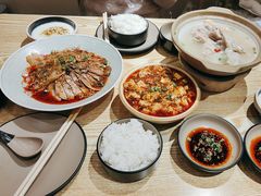 -叁煨蹄花·下饭盐帮菜(人民广场店)