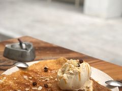 菠萝朗姆酒冰淇淋可丽饼-RAC BAR(安福路店)