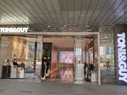 -TONI&GUY
