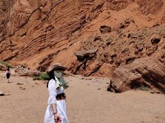 -天山神秘大峡谷