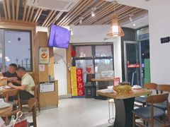 -聚鑫朋酸菜肥肠(九龙仓店)