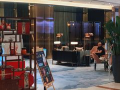 -北京保利大厦酒店(东四十条地铁站店)