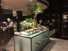 -唐拉雅秀酒店-西锦汇空中BBQ·思创餐厅