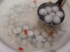 -上海外高桥皇冠假日酒店-地下停车场