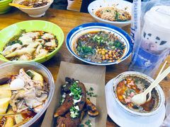 -八一路好吃街(雨田商务大厦店)