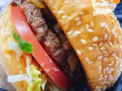 -The Habit Burger Grill 哈比特汉堡(复兴soho店)
