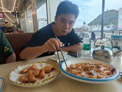 -渔中舟海鲜大排档(普陀沈家门店)