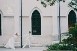 -巴黎婚纱摄影工作室