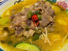 酸辣金汤肥牛-大牌大·传统杭帮菜(湖滨店)