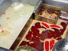小鸳鸯锅底-野妹火锅(龙岗店)