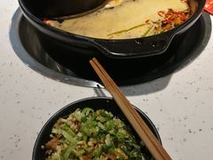 -钢管厂五区小郡肝串串香(奥克斯广场锦城万达店)