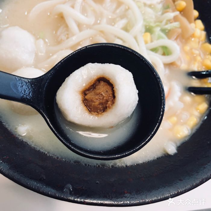 麦兜鱼丸粗面